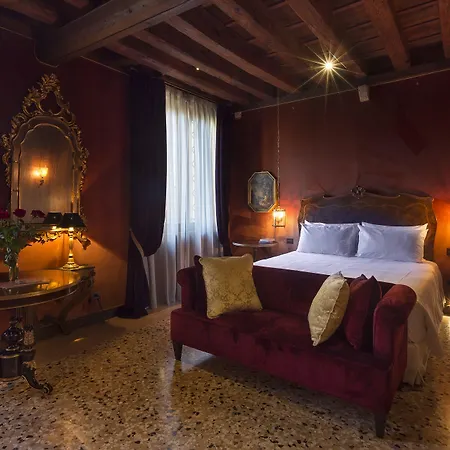 Palazzo Venart Luxury Hotel