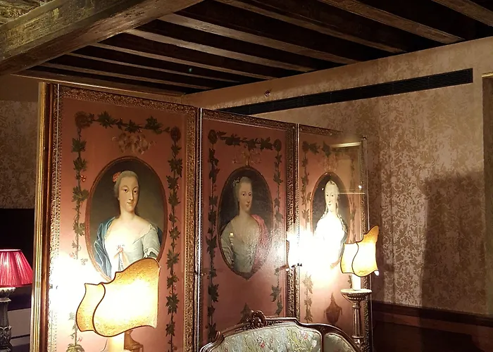 ホテル パラッツォ ヴェーナルト ラグジュアリー ヴェネツィア