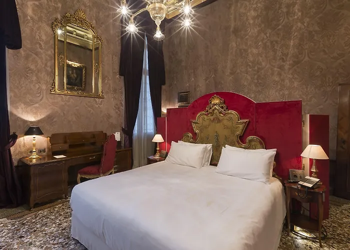 パラッツォ ヴェーナルト ラグジュアリー ホテル 5*