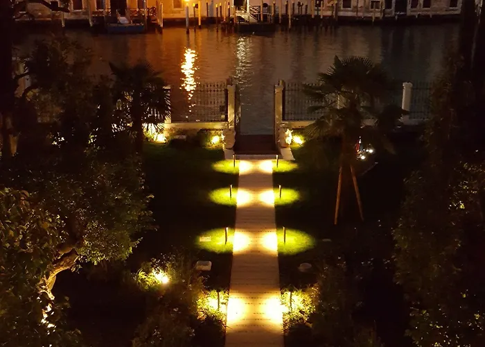 パラッツォ ヴェーナルト ラグジュアリー ヴェネツィア