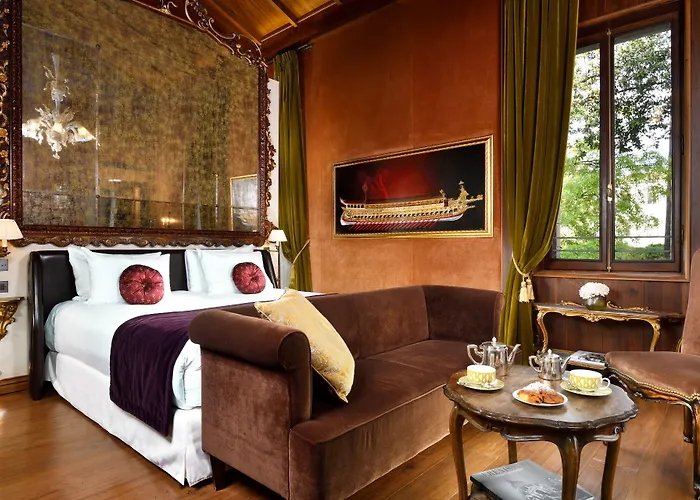 ホテル パラッツォ ヴェーナルト ラグジュアリー 5*